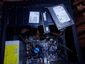 Gigabyte GA-H110MSTX-HD3-ZK 4GB Intel Core i7 HDD+SSD 500GB