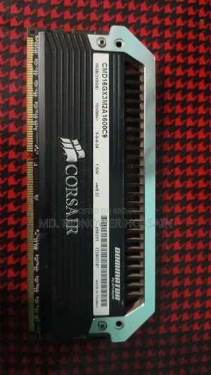 DDR3 RAM 16 GB (1600 MHz)