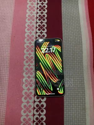 Apple iPhone XR 128 GB White