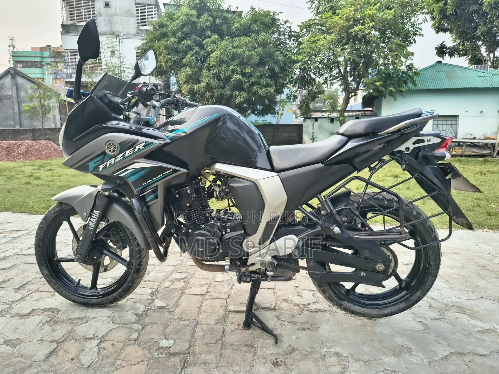 ইয়ামাহা ফেজার এফআই ভি২ ২০২৪ ব্ল্যাক