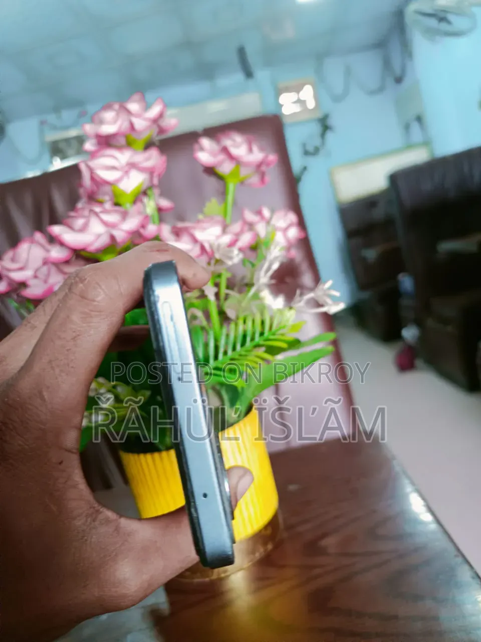 ভিভো ওয়াই৩৬ ৫জি ২৫৬ জিবি কালো