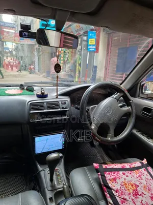 টয়োটা করোল্লা অটোমেটিক ১৯৯৬ কালো