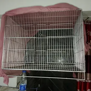 একটি পাখির খাঁচা