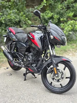 New Bajaj Pulsar 150 2025 Black