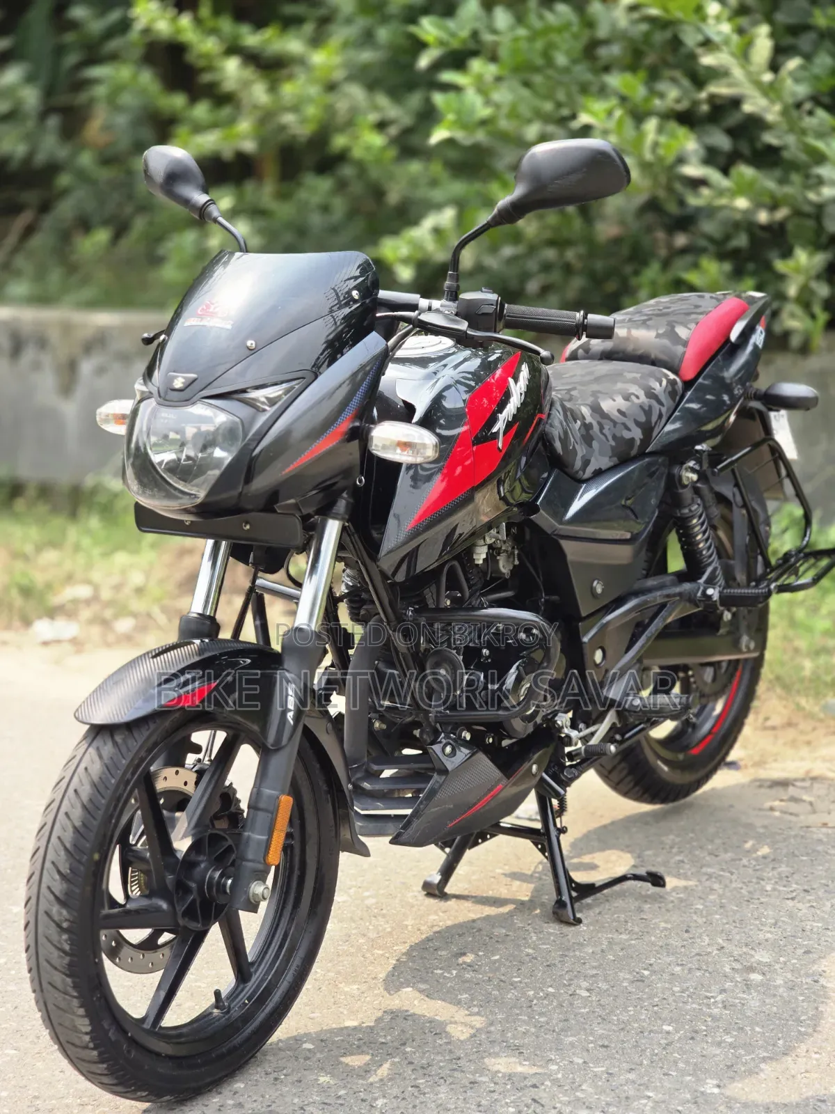 New Bajaj Pulsar 150 2025 Black
