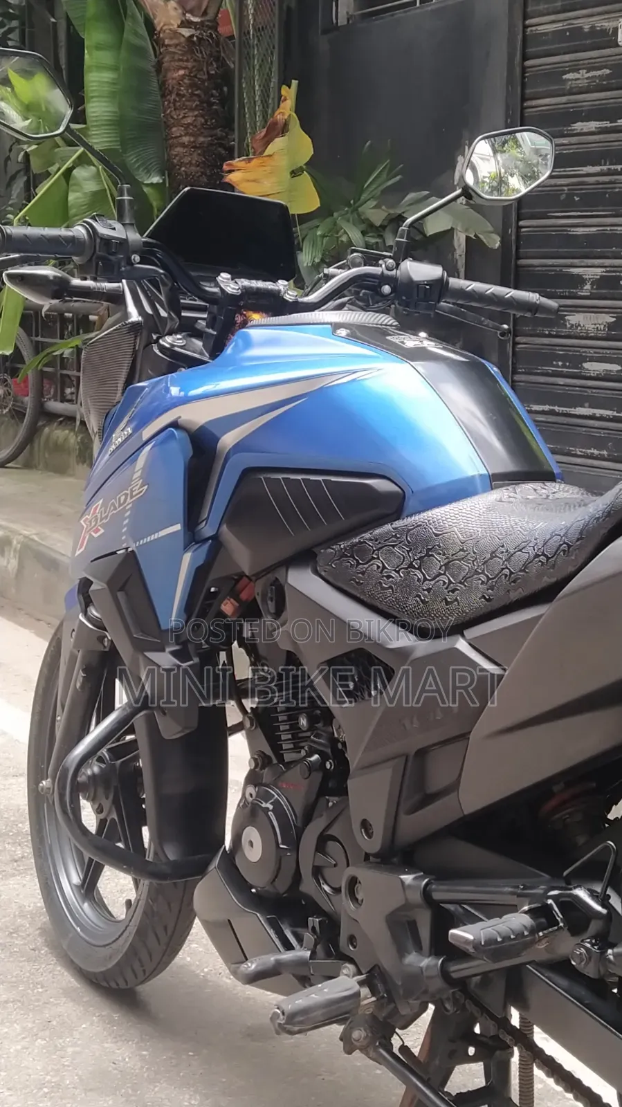 Honda X-Blade 160 2021 Blue