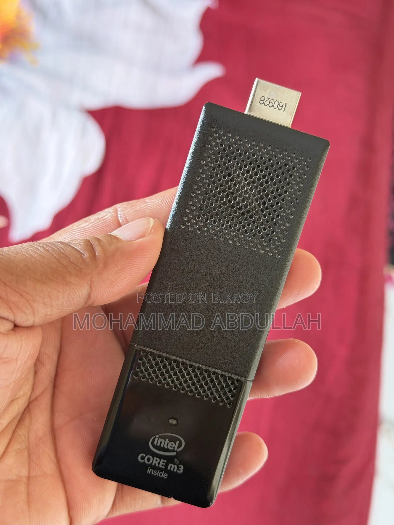 Desktop Computer 4GB Intel Core M3 eMMC 60GB