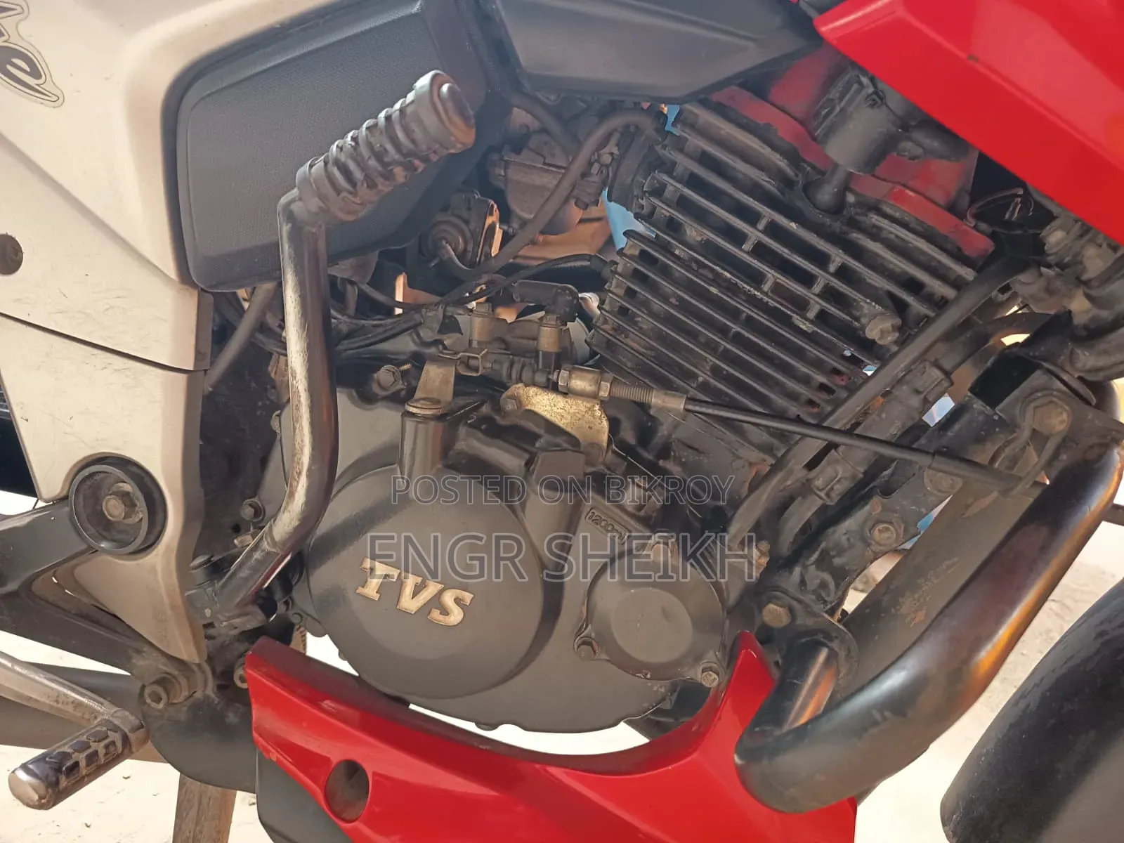TVS Apache RTR 160 4V 2019 Red