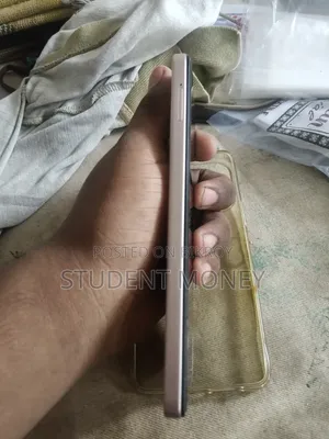 Vivo Y21 128 GB