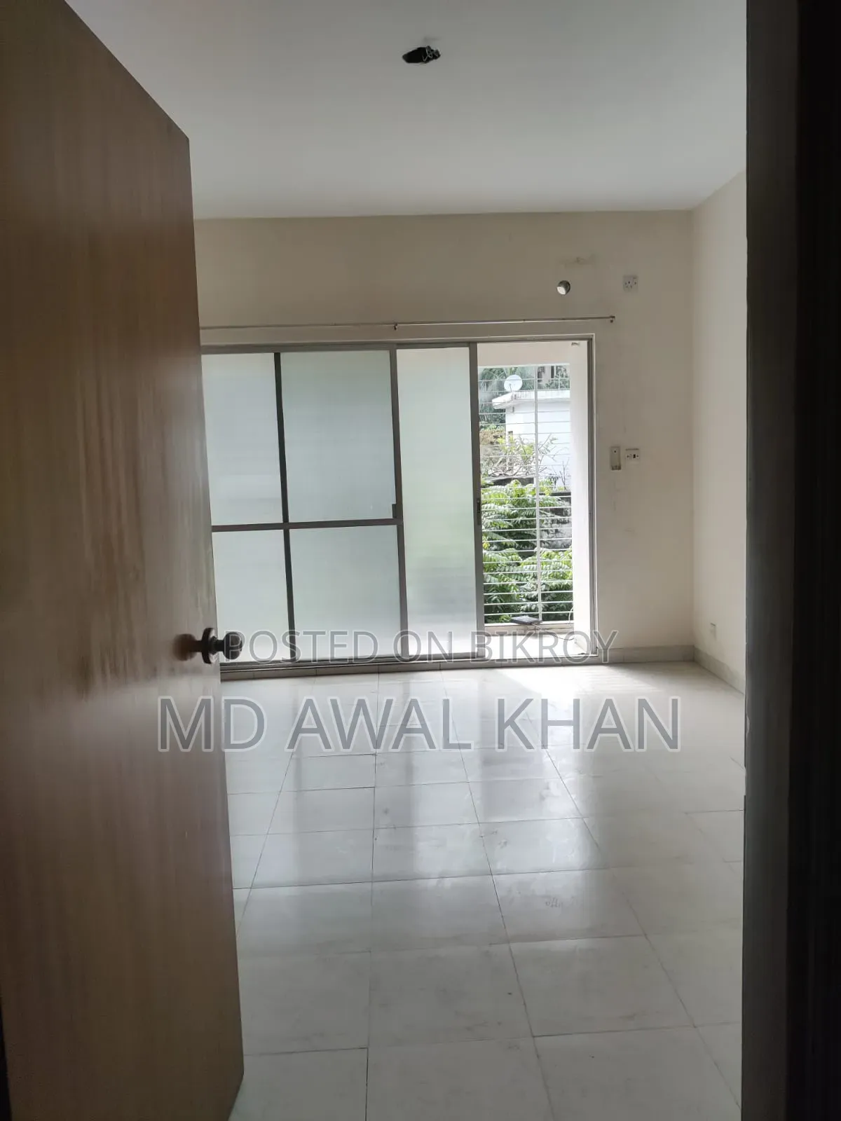 ১৫০০ বর্গফুটের অফিস ভাড়ার জন্য