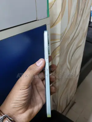 মোবাইল ফোন ১২৮ জিবি ব্রোঞ্জ