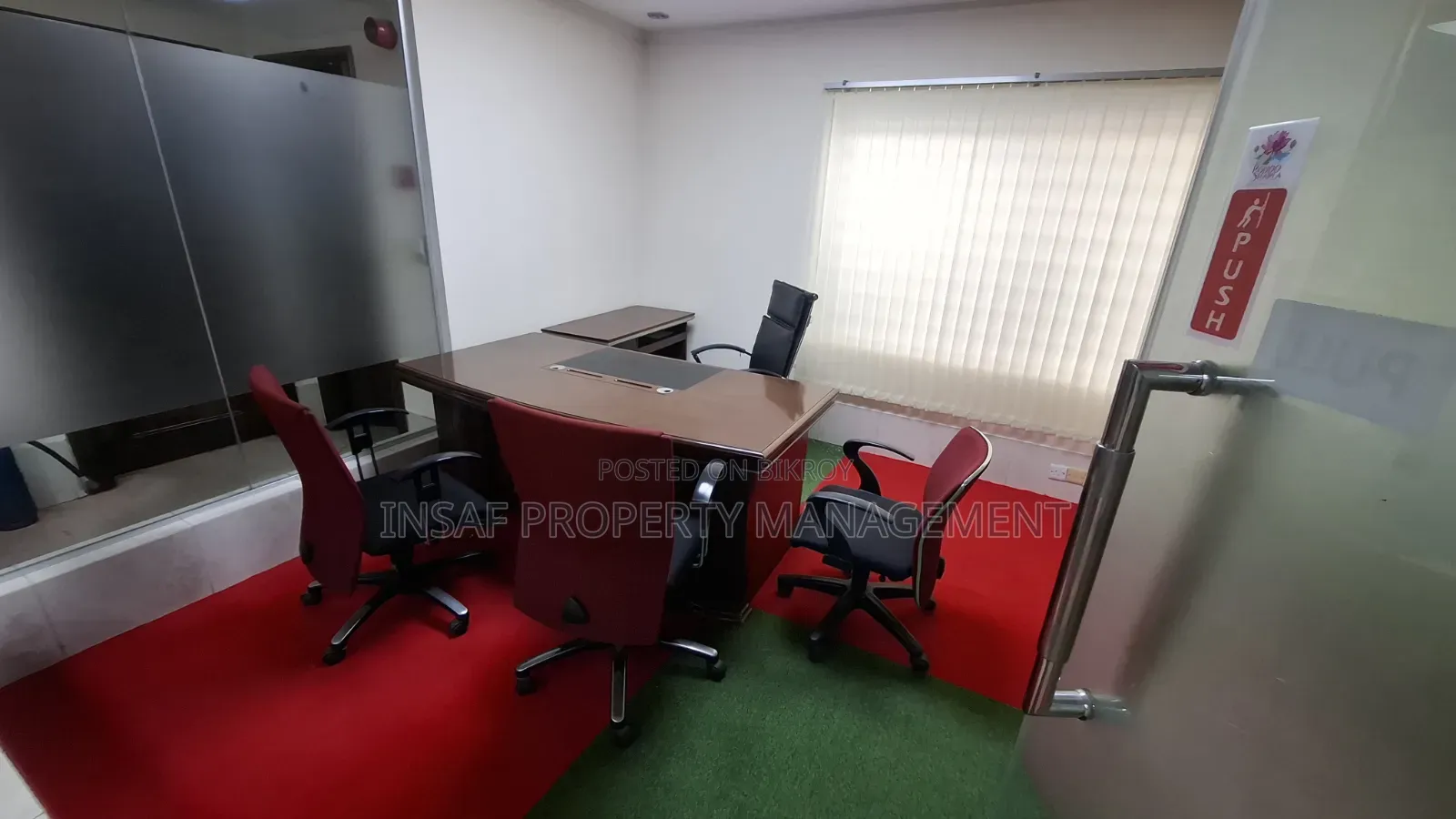 গুলশান, ঢাকাতে ৩,৫০০ বর্গফুটের সম্পূর্ণ ফার্নিশড অফিস ভাড়ার জন্য