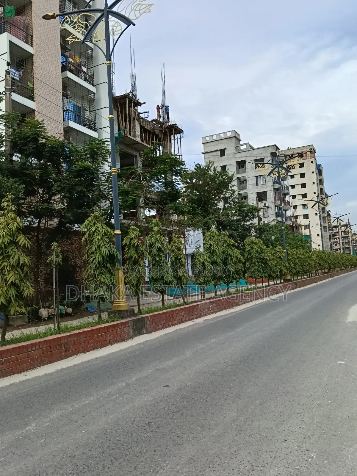 Block-M, Corner 10 Katha Plot Sale