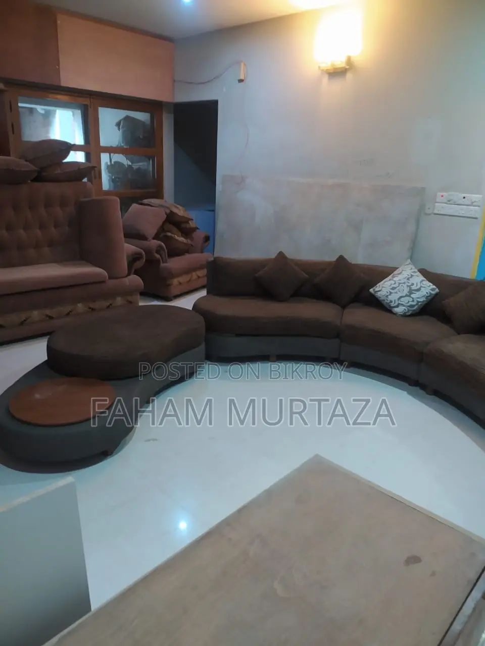 Hatil 5 Seater + Divan