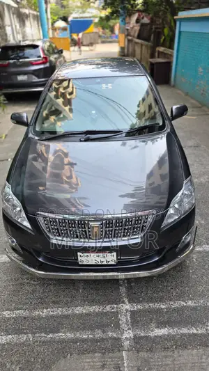 Toyota Premio 1.5 Front Wheel Drive 2012 Gray