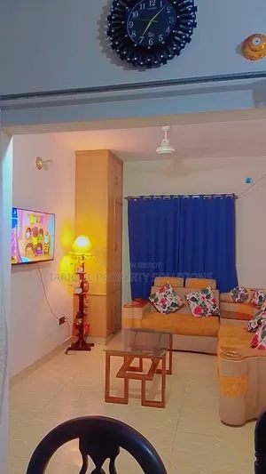 তারিকুল প্রপার্টি, বনশ্রীতে তিন বেডরুমের ফার্নিশড অ্যাপার্টমেন্ট ভাড়ার জন্য
