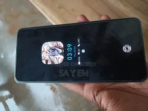 টেকনো ক্যামন ২০ ২৫৬ জিবি হোয়াইট
