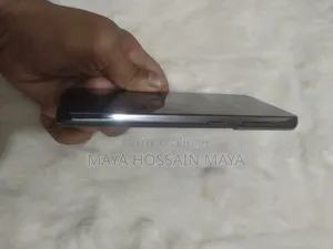 স্যামসাং গ্যালাক্সি এস২১ ৫জি ১২৮ জিবি ব্ল্যাক