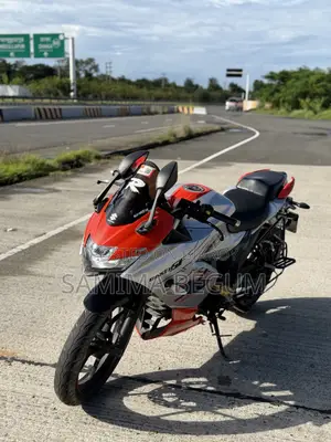 Suzuki Gixxer SF 2023 Orange