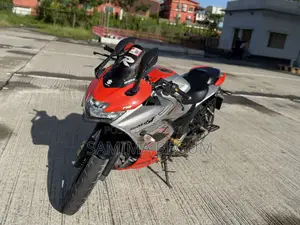 Suzuki Gixxer SF 2023 Orange