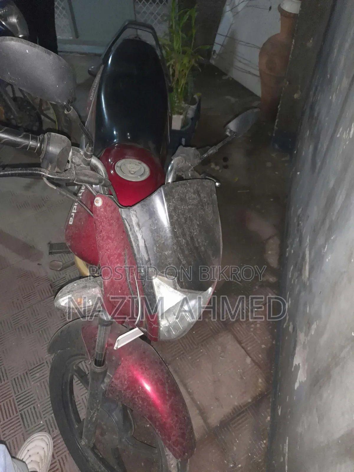 Mahindra Centuro 2016 Red