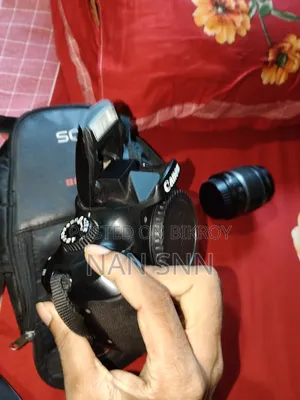 DSLR Camera