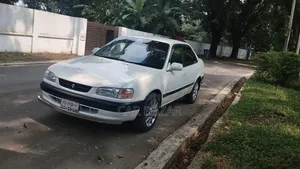 Toyota Corolla Sedan Automatic 1996 White