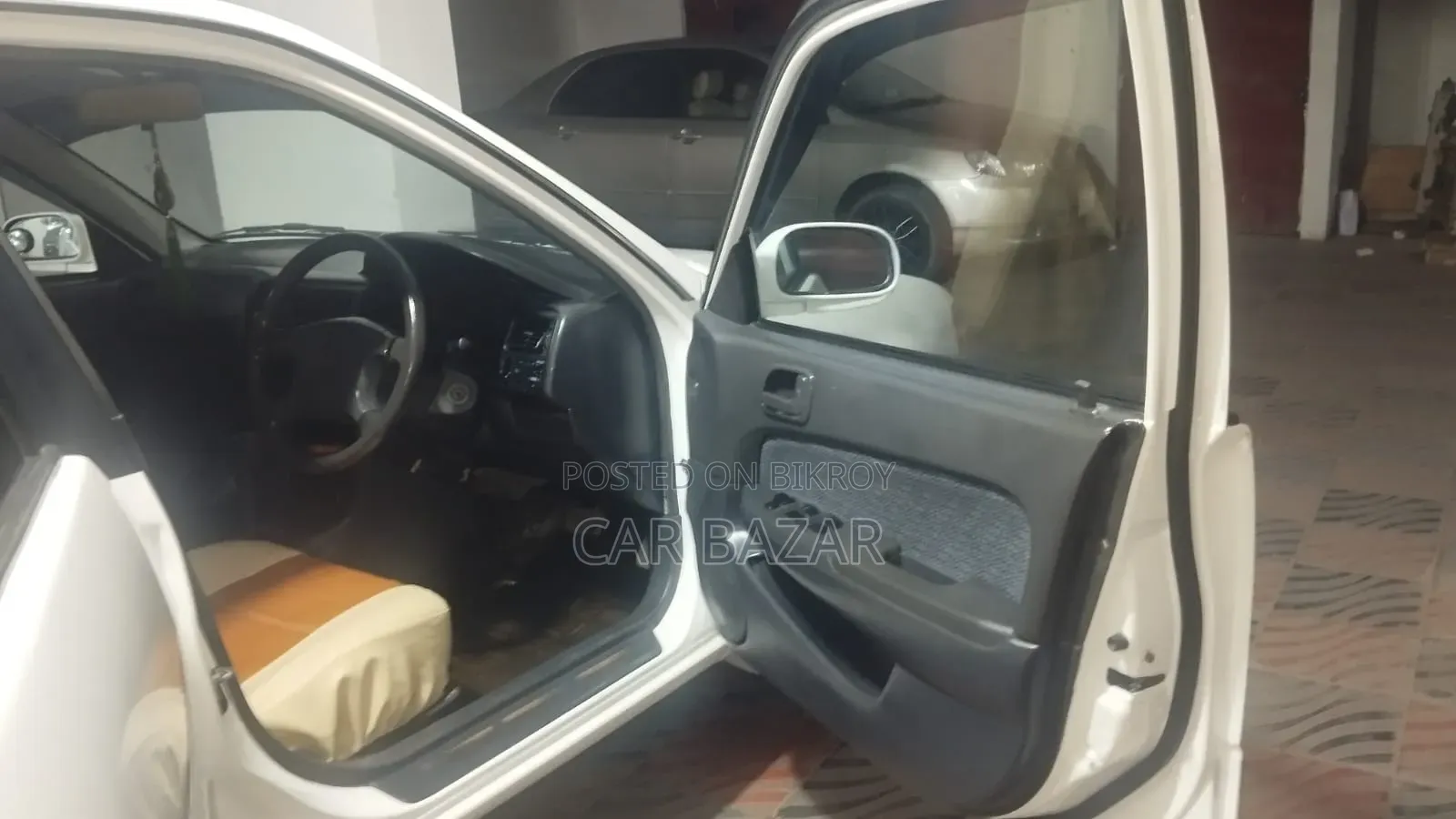 Toyota Corolla Sedan Automatic 1996 White