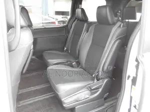 টয়োটা নোয়া ২০২১ পার্ল