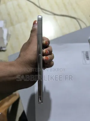 স্যামসাং গ্যালাক্সি এস২২+ ৫জি ১২৮ জিবি রূপালী
