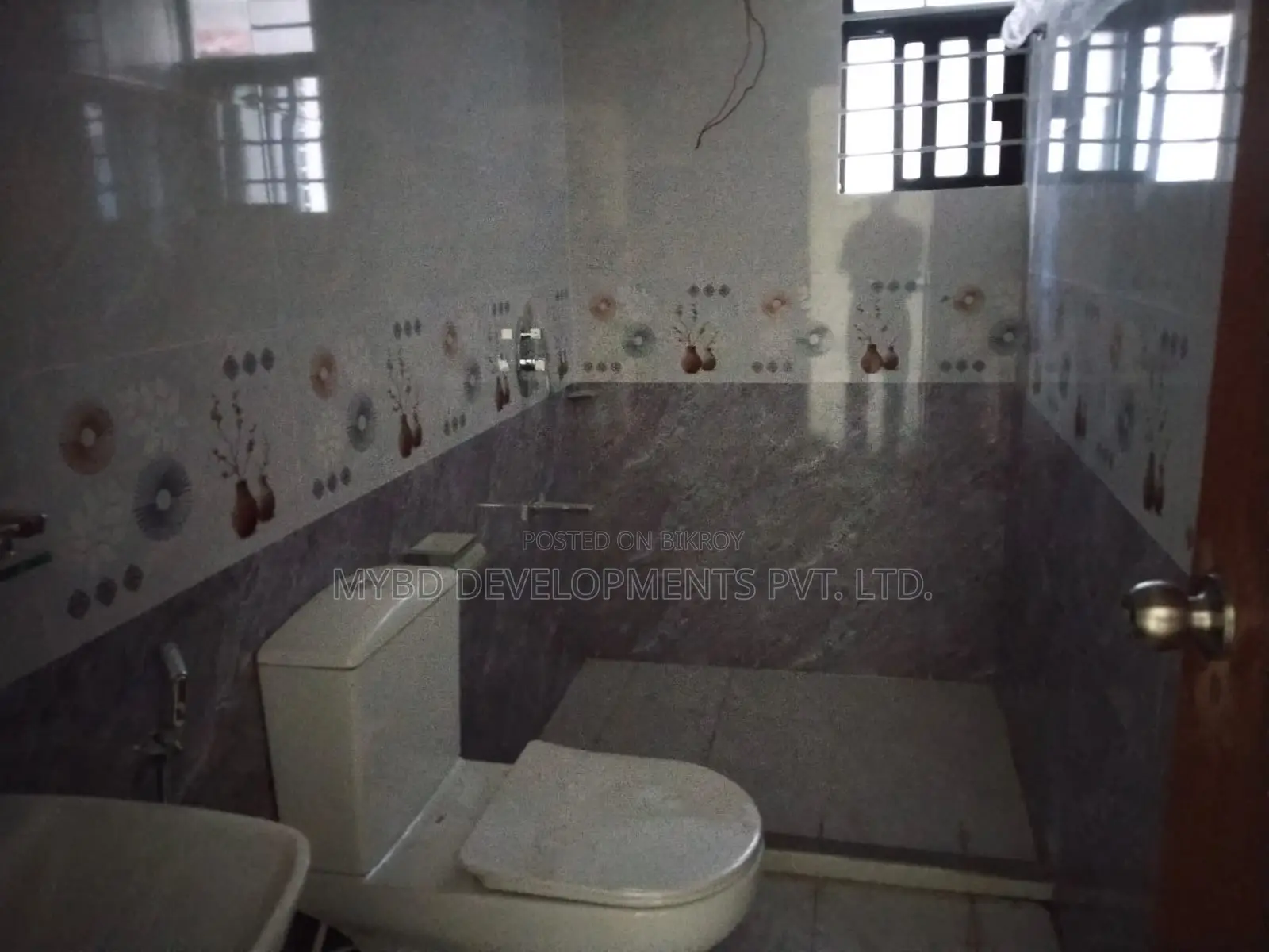 3-Bedroom Apartment in Basundhara for sale