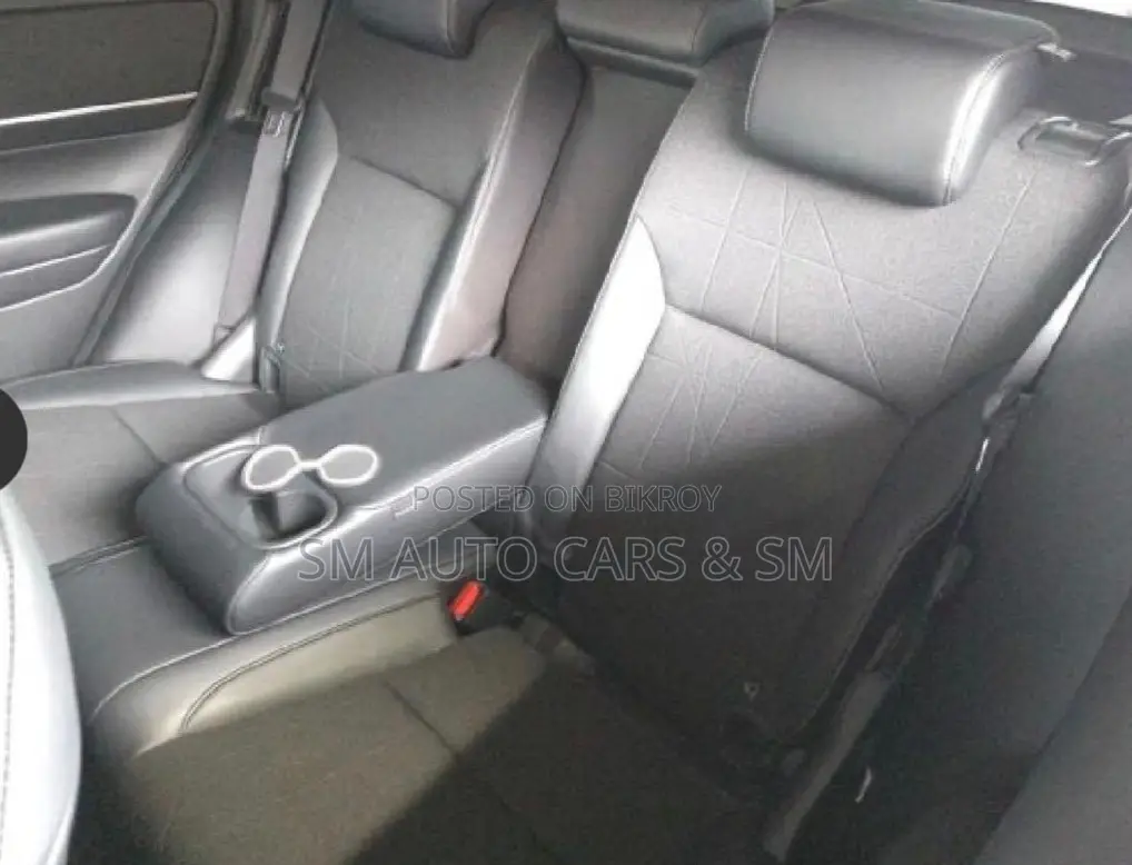 Honda Vezel 1.5 Hybrid 2WD 2021 Black