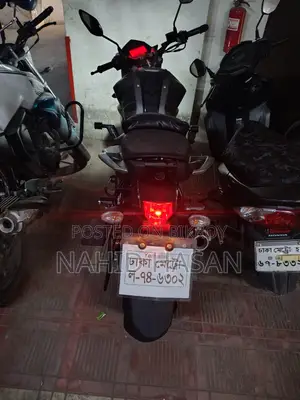 ইয়ামাহা এফজেডএস ভি২ ২০২৬ রূপালি