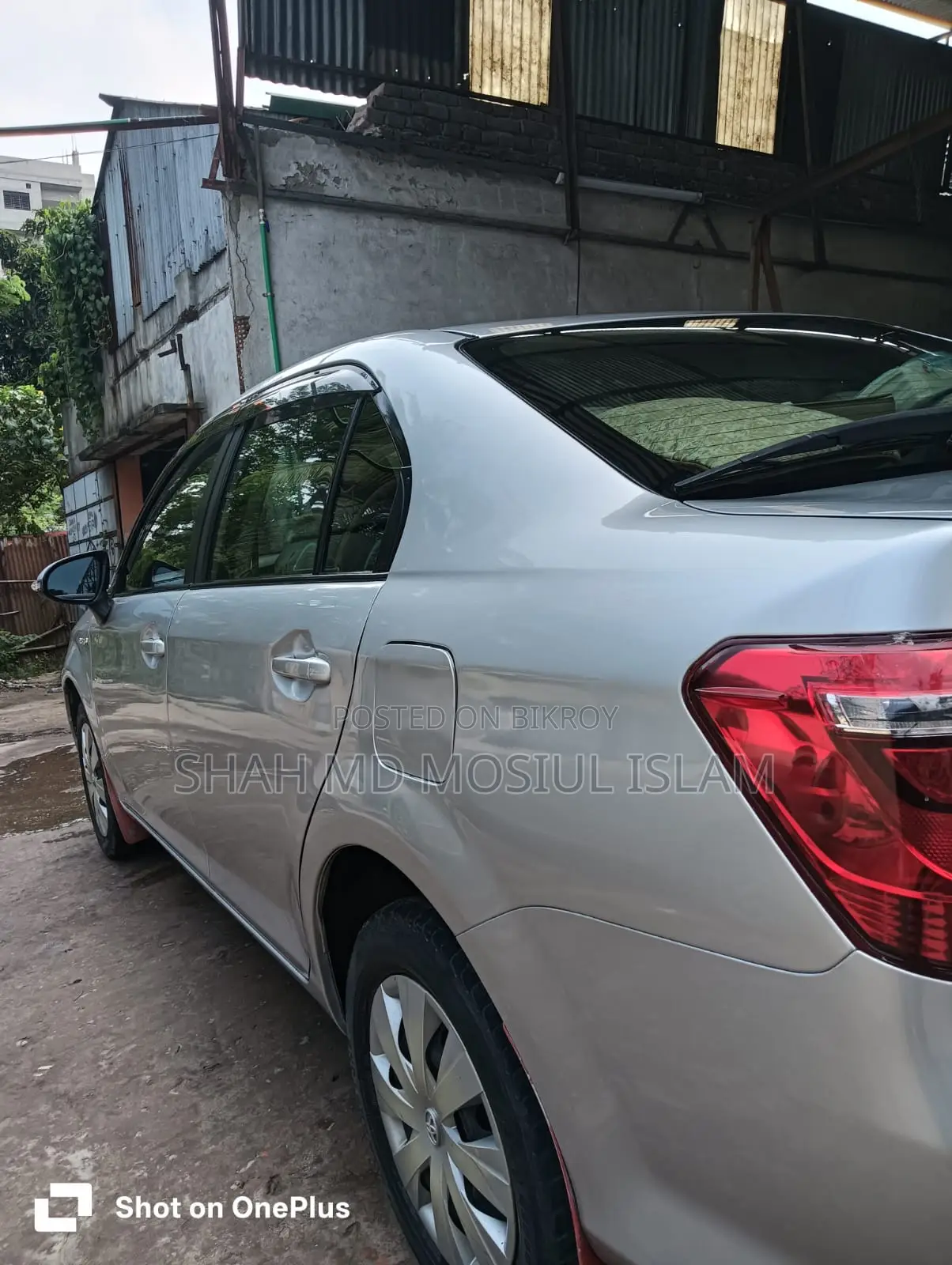 Toyota Axio 1.5 Hybrid 2WD 2015 Silver