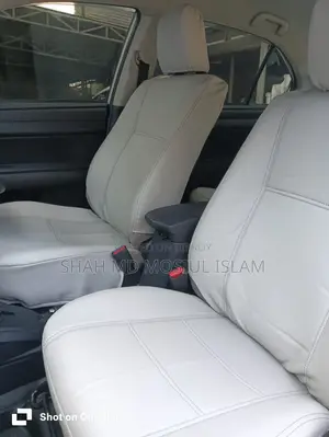 Toyota Axio 1.5 Hybrid 2WD 2015 Silver