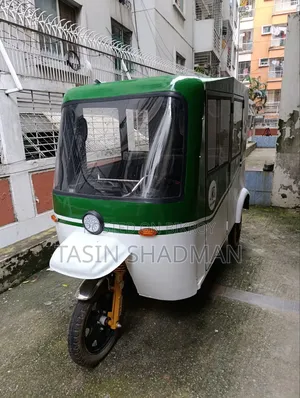 বিক্রির জন্য অটো রিকশা