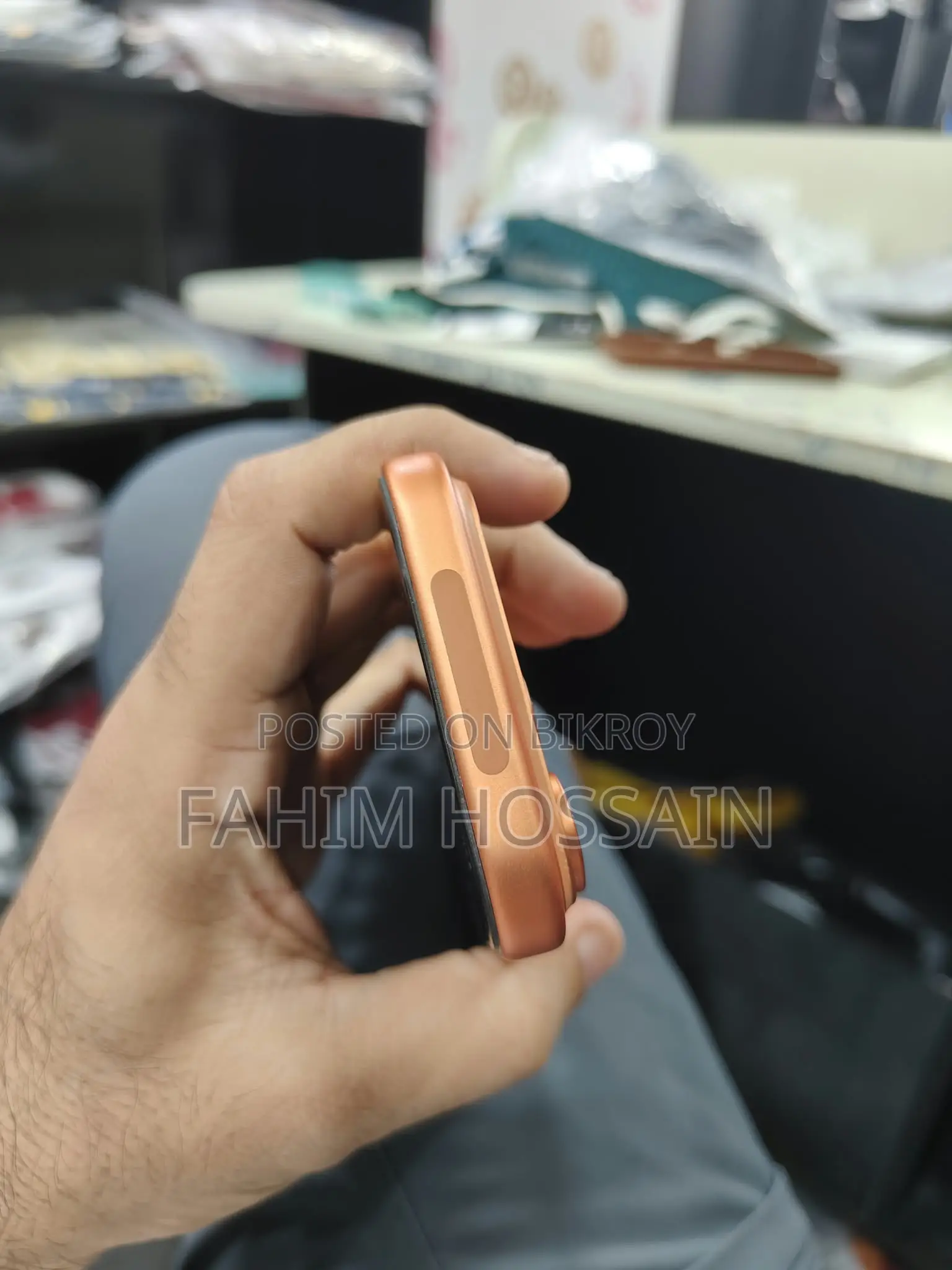 অ্যাপল আইফোন ১৭ প্রো ২৫৬ জিবি অরেঞ্জ