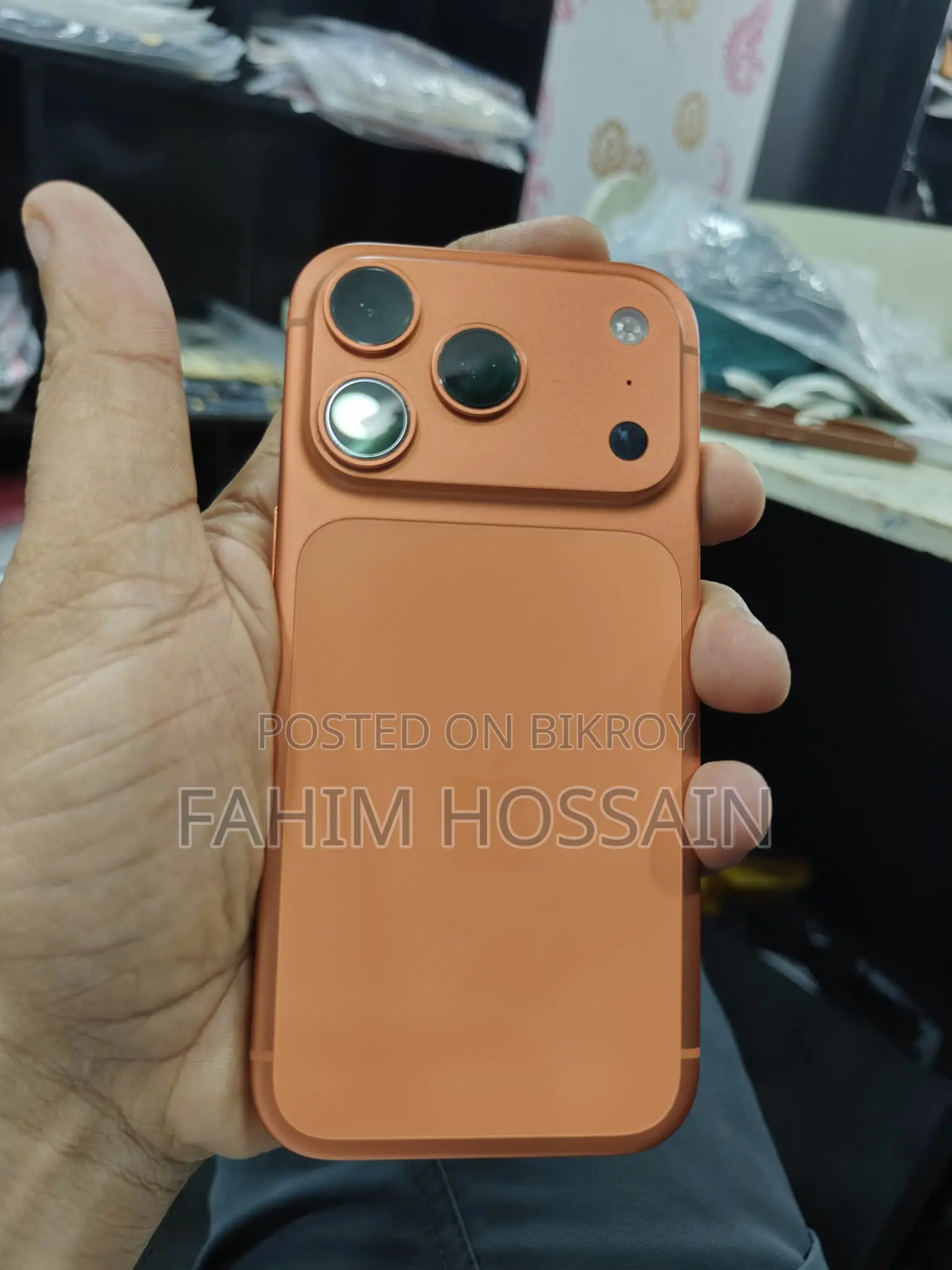 অ্যাপল আইফোন ১৭ প্রো ২৫৬ জিবি অরেঞ্জ