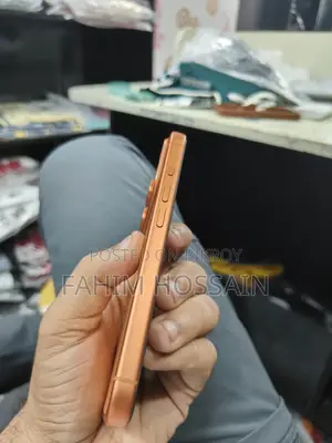 অ্যাপল আইফোন ১৭ প্রো ২৫৬ জিবি অরেঞ্জ