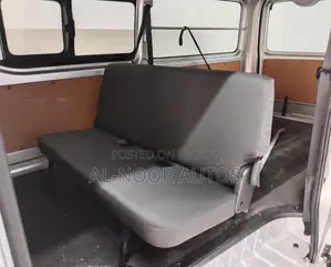 টয়োটা হাইএচ ২০২১ সিলভার
