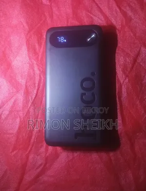 ২০০০০ এমএএইচ পাওয়ার ব্যাংক