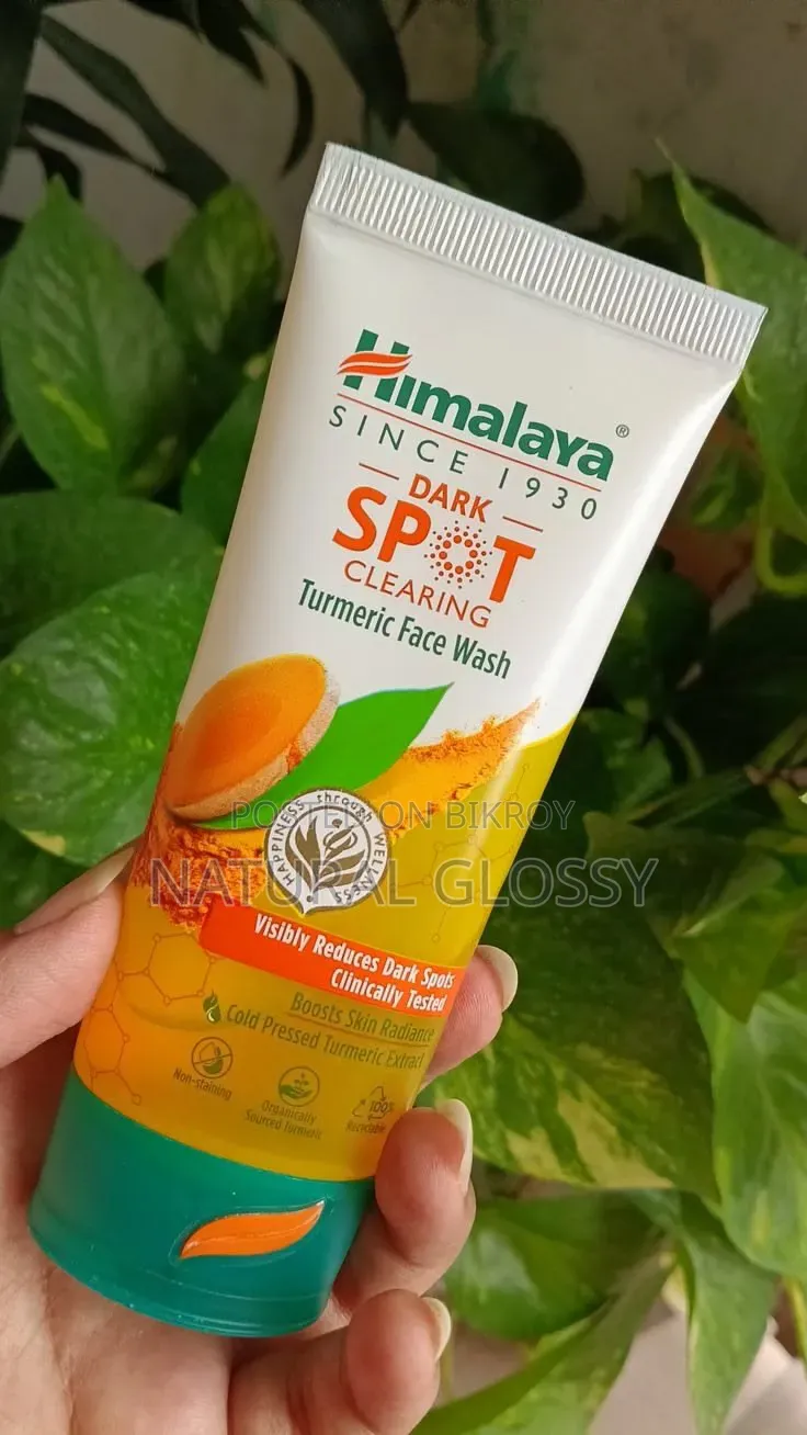 Himalaya Dark Spot Clearing Turmeric Face Wash (100ml)