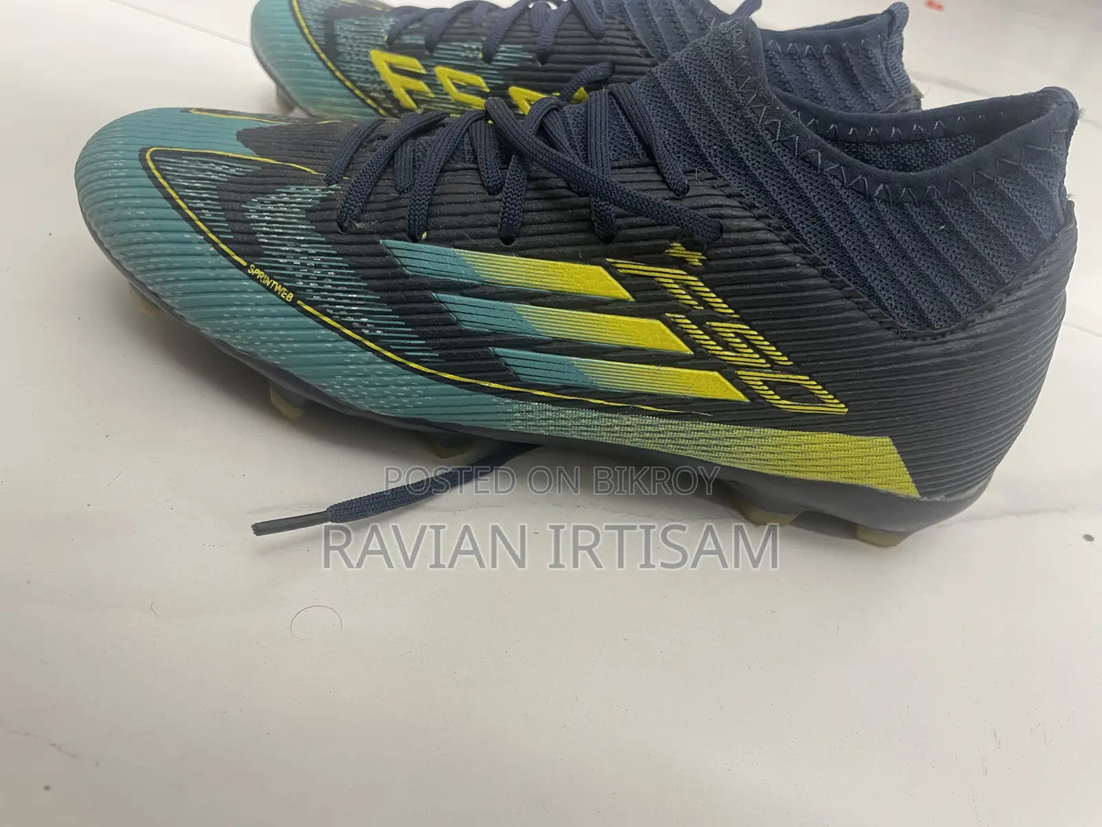 ফুটবল বুটস সাইজ ৪১ - ভালো অবস্থা