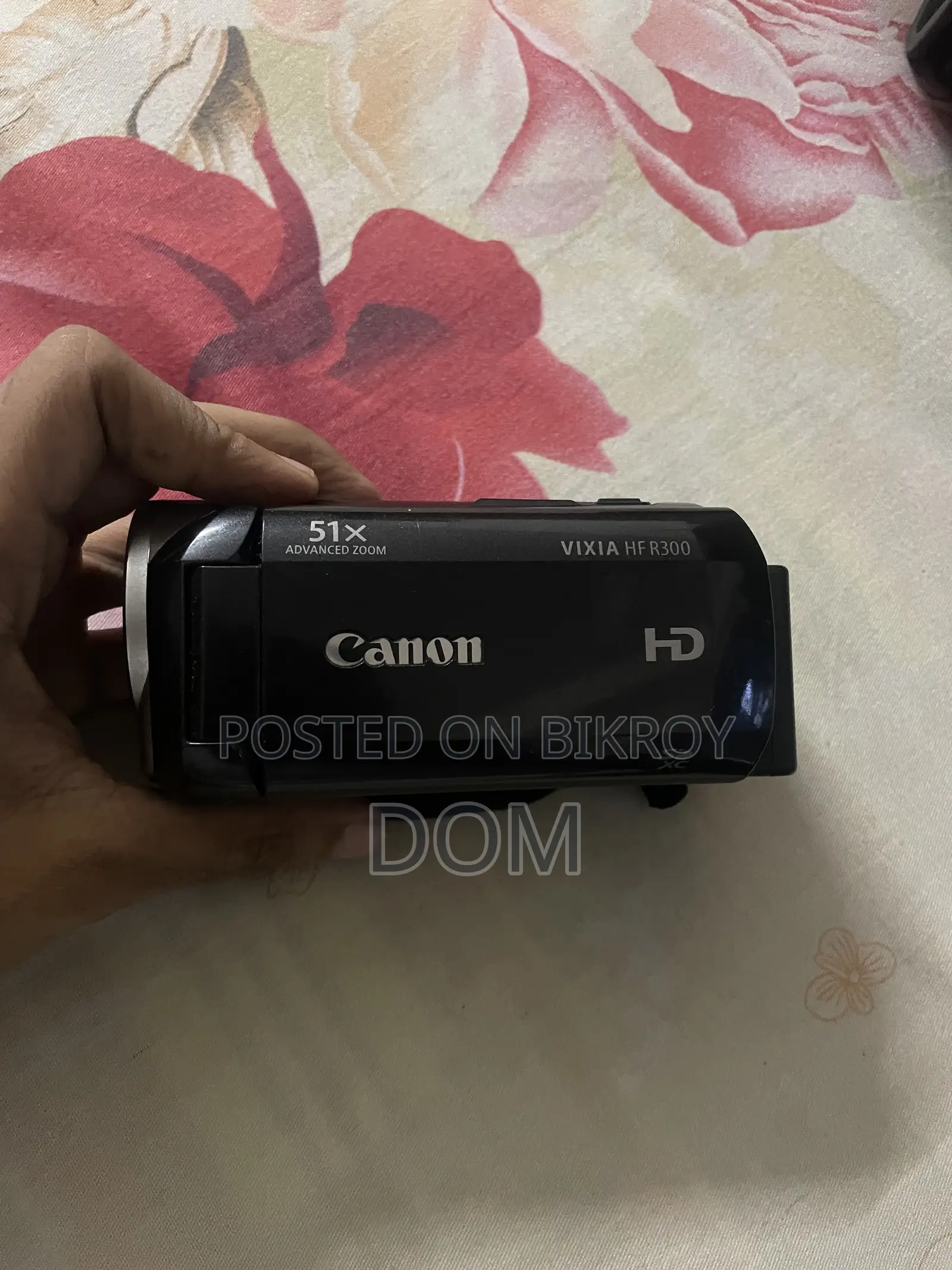 Canon Vixia HF R300