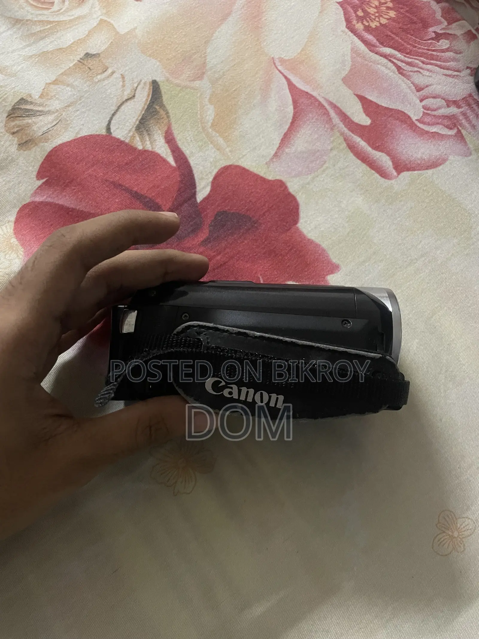 Canon Vixia HF R300