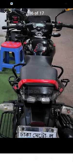 বাজাজ পালসার ১৫০ ২০২৩ ব্ল্যাক