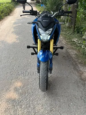 Honda Hornet 2.0 2025 Blue