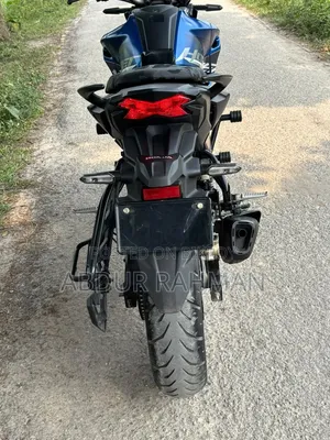 Honda Hornet 2.0 2025 Blue