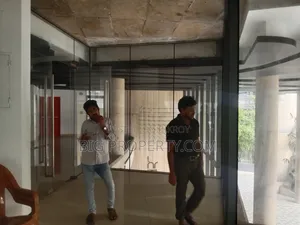তেজগাঁওয়ে ৩৫০০ বর্গফুটের বাণিজ্যিক সম্পত্তি ভাড়ার জন্য