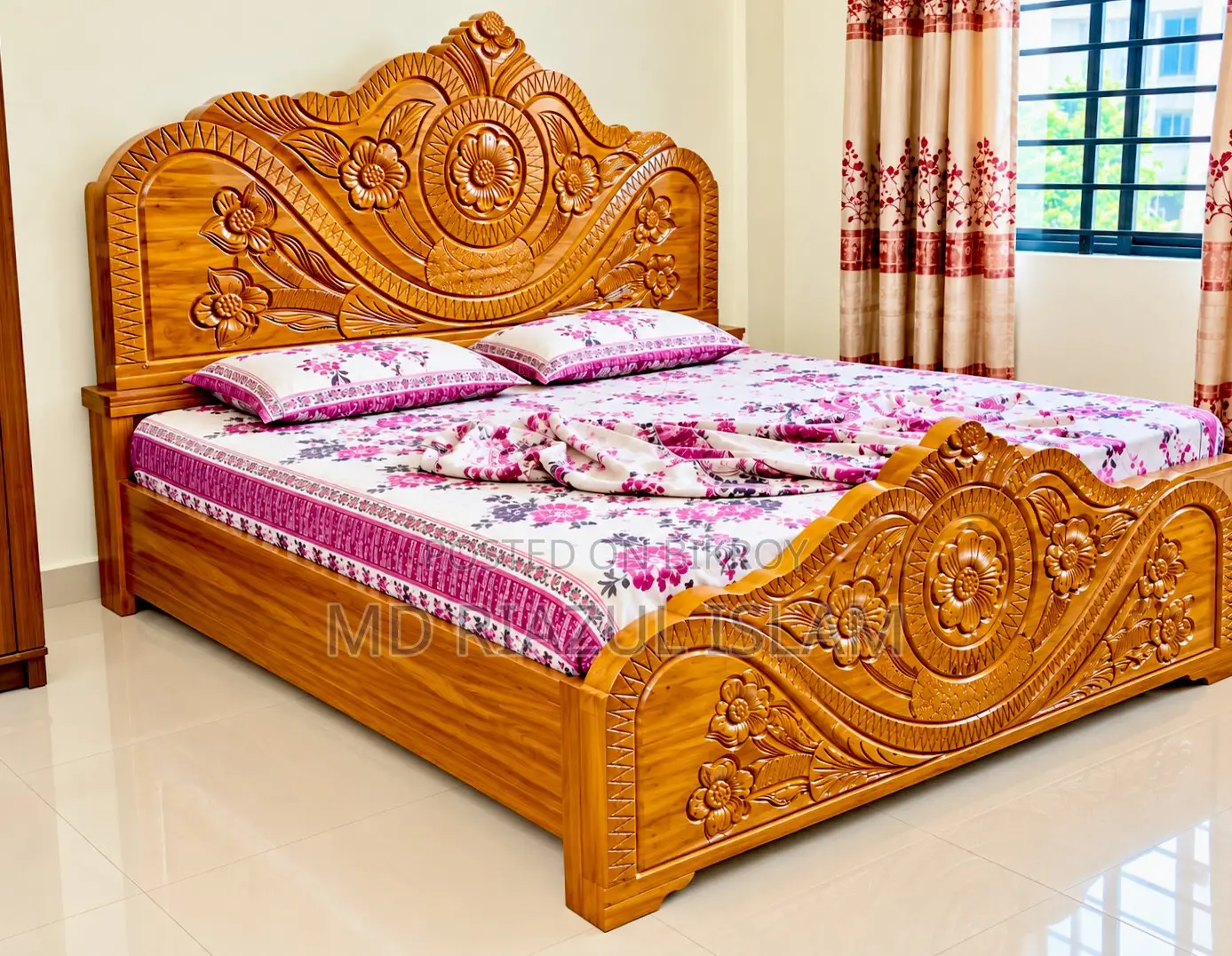 Teak Wood Bed 6/7 Feet
